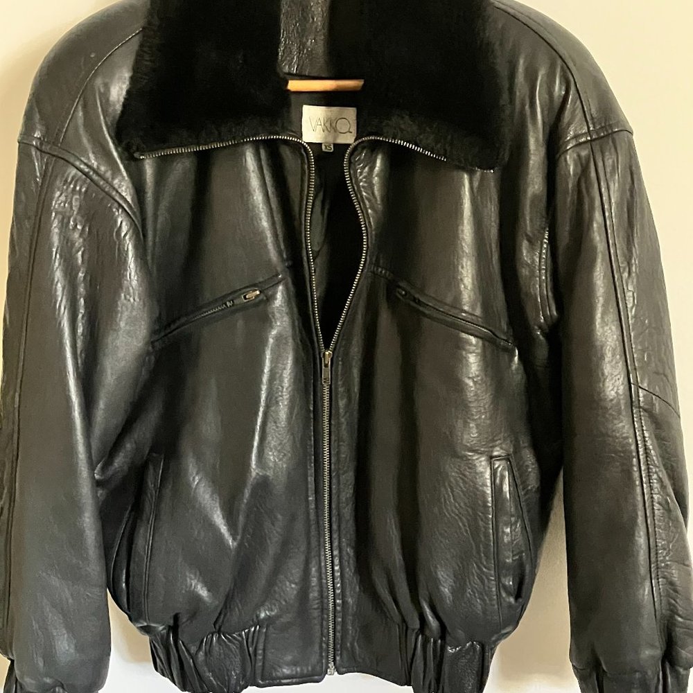 Vakko Women Black Leather Jacket w/Faux Fur Collar